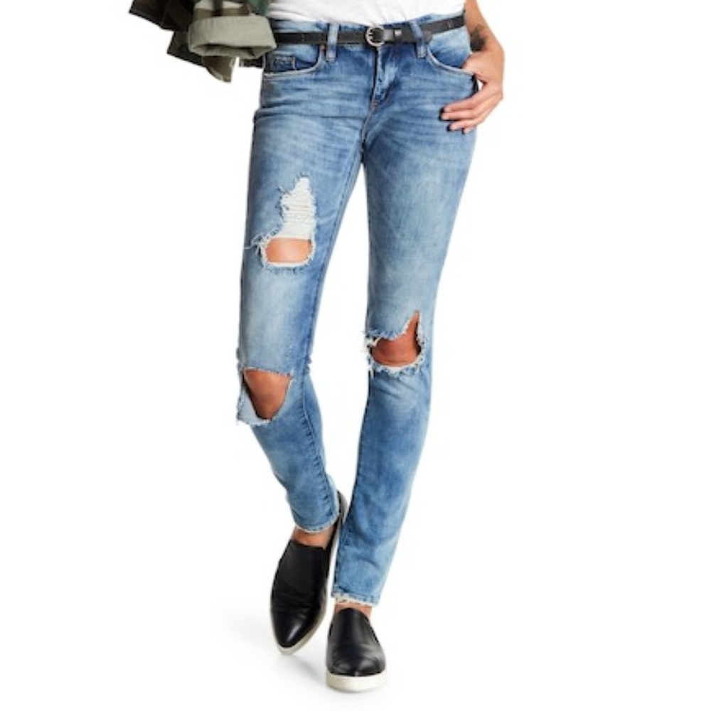 NWT Blank NYC Skinny Classic Ripped Jeans 28/30
